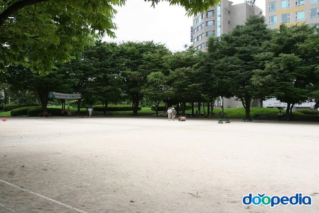 목마공원 게이트볼장.jpg