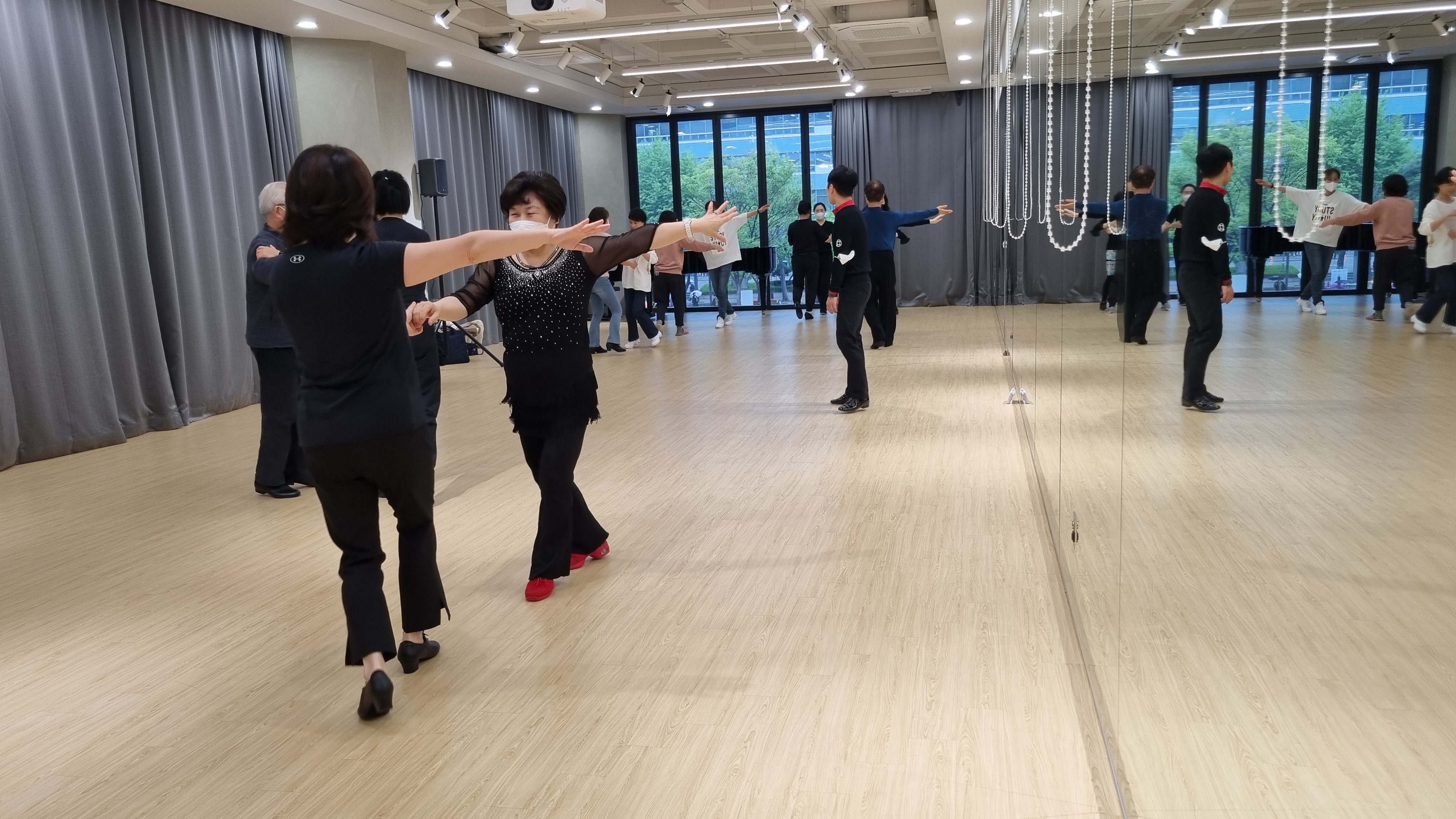 댄스스포츠 사진2
