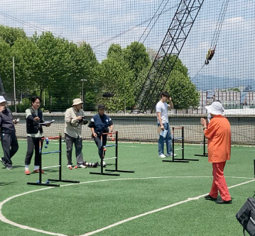 종목에 따라 실내체육관, 파크골프장,풋살장, 광장 등 다양했습니다