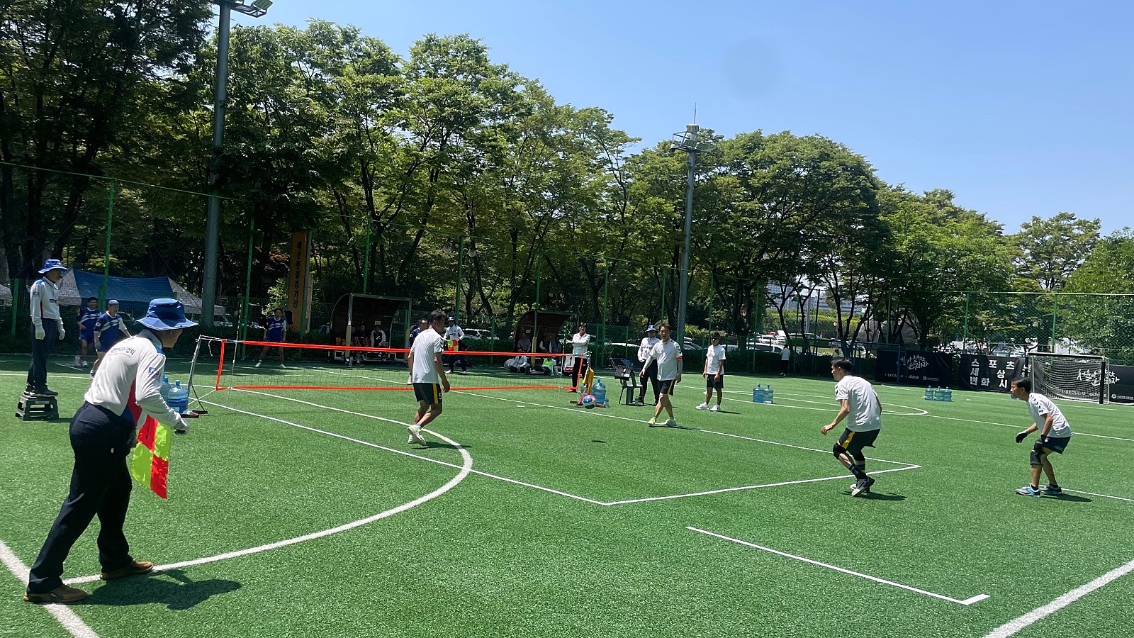 7777.jpg 점수를 1점 얻을 때마다 너무나 짜릿해서 더운 날씨에도 계속 지켜보게 되더라고요