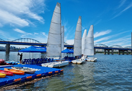 image%20(1).png 서울특별시체육회와 서울특별시가 주최하는 2024 한강수상 스포츠체험에서는 저렴한 가격에 다양한 수상 스포츠를 즐길 수 있습니다