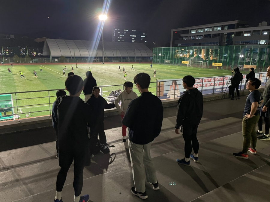 이번에 저희는